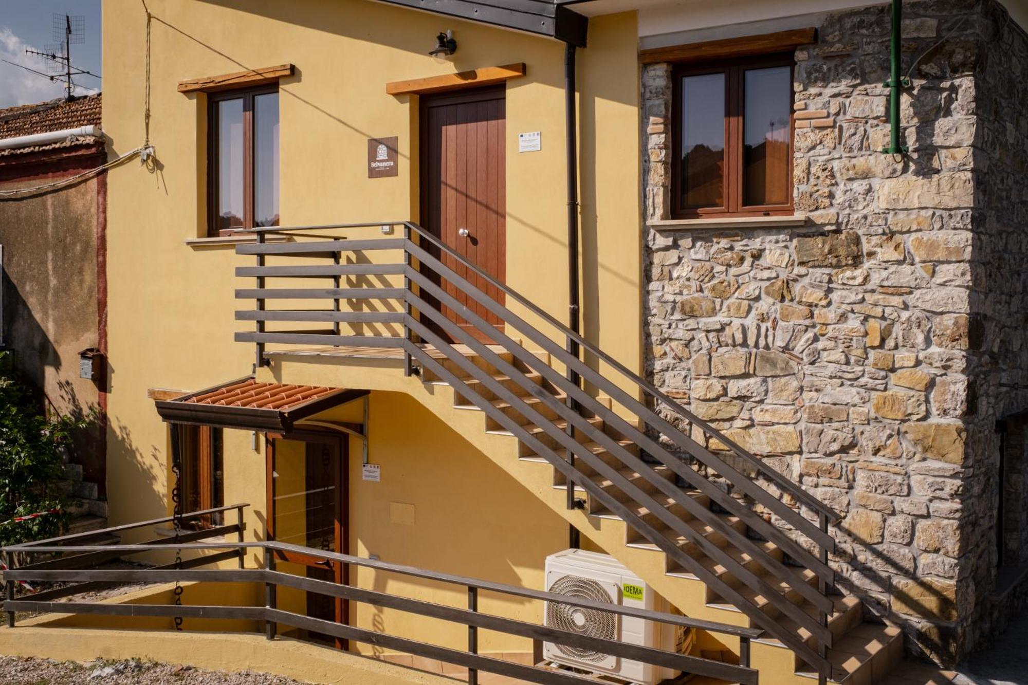 Agriturismo E B&B Selvanera Postiglione Eksteriør bilde